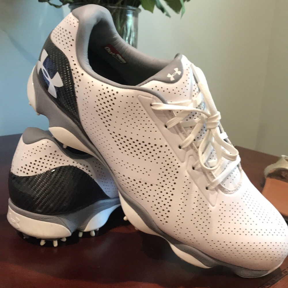 Men’s Under Armour Golf Shoes 9.5